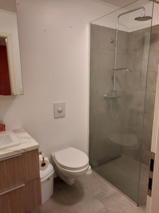 Apartment Near The Airport Njarthvik Экстерьер фото