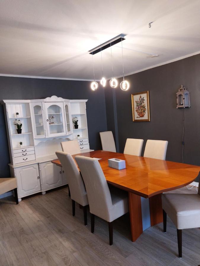 Apartment Near The Airport Njarthvik Экстерьер фото